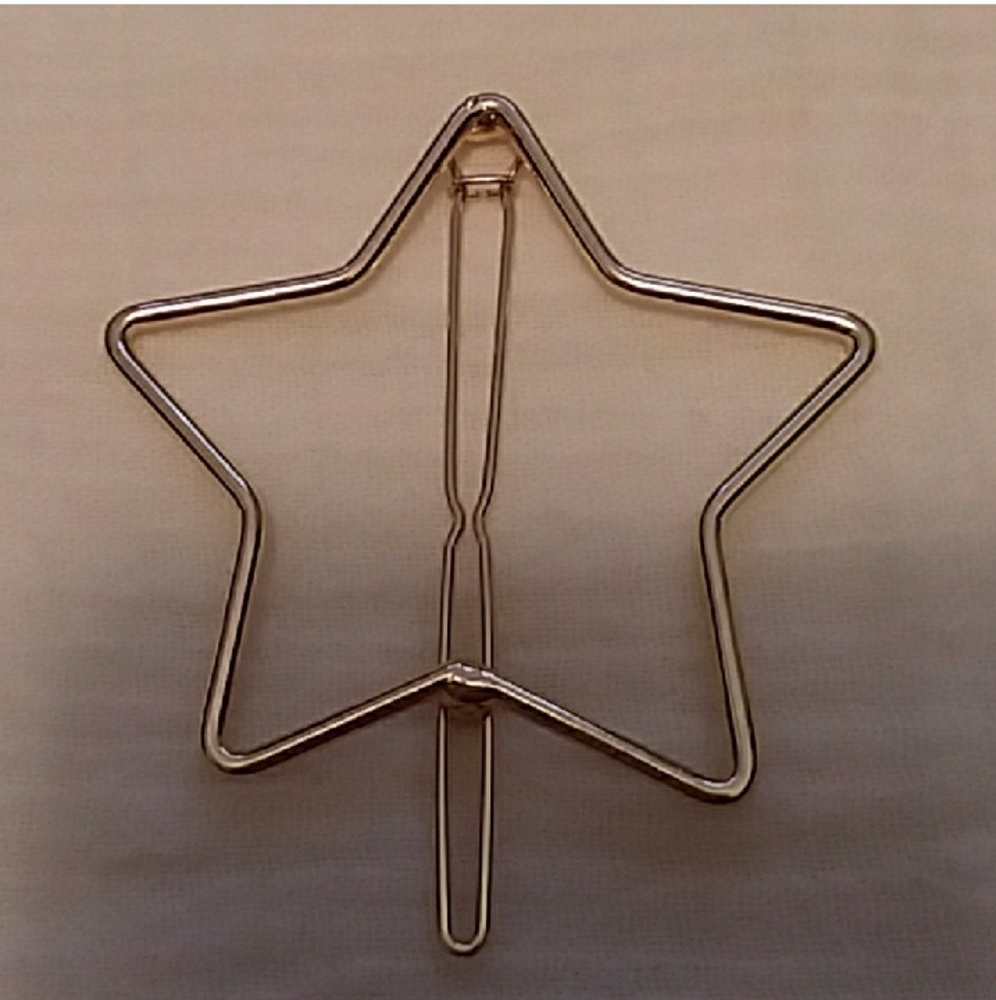 LAST ONE! 💖 5 for $25 Star Hair Pin - Picture 2 of 4